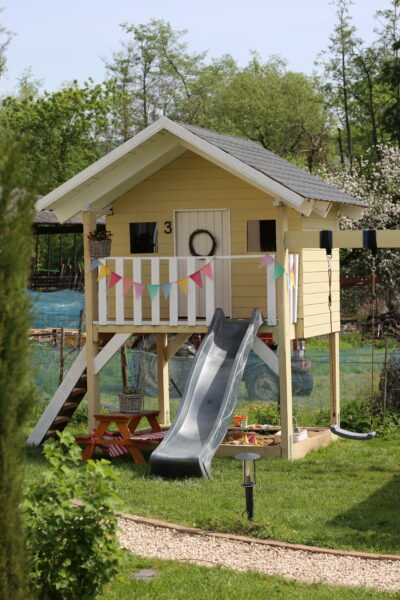 Spielhaus für Kinder selber Bauen Spielturm Stelzenhaus DIY Playhouse